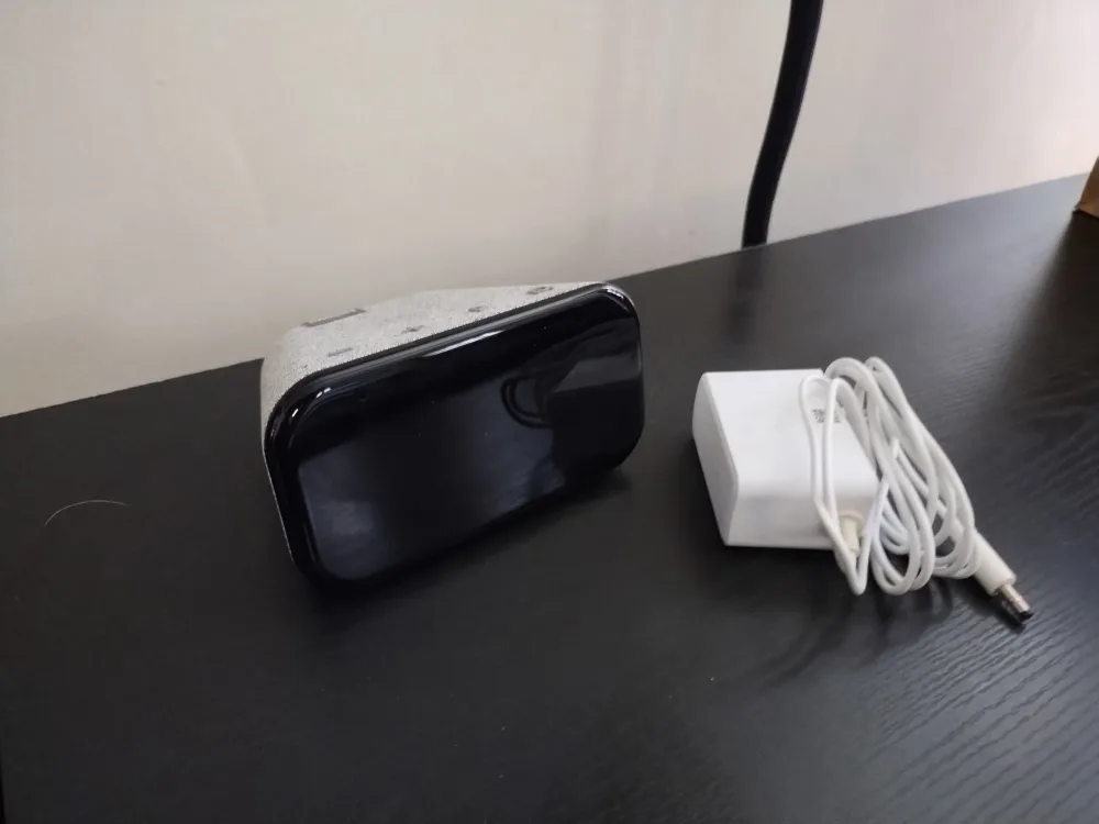 Lenovo Smart Clock with Google Assistant thumbnail