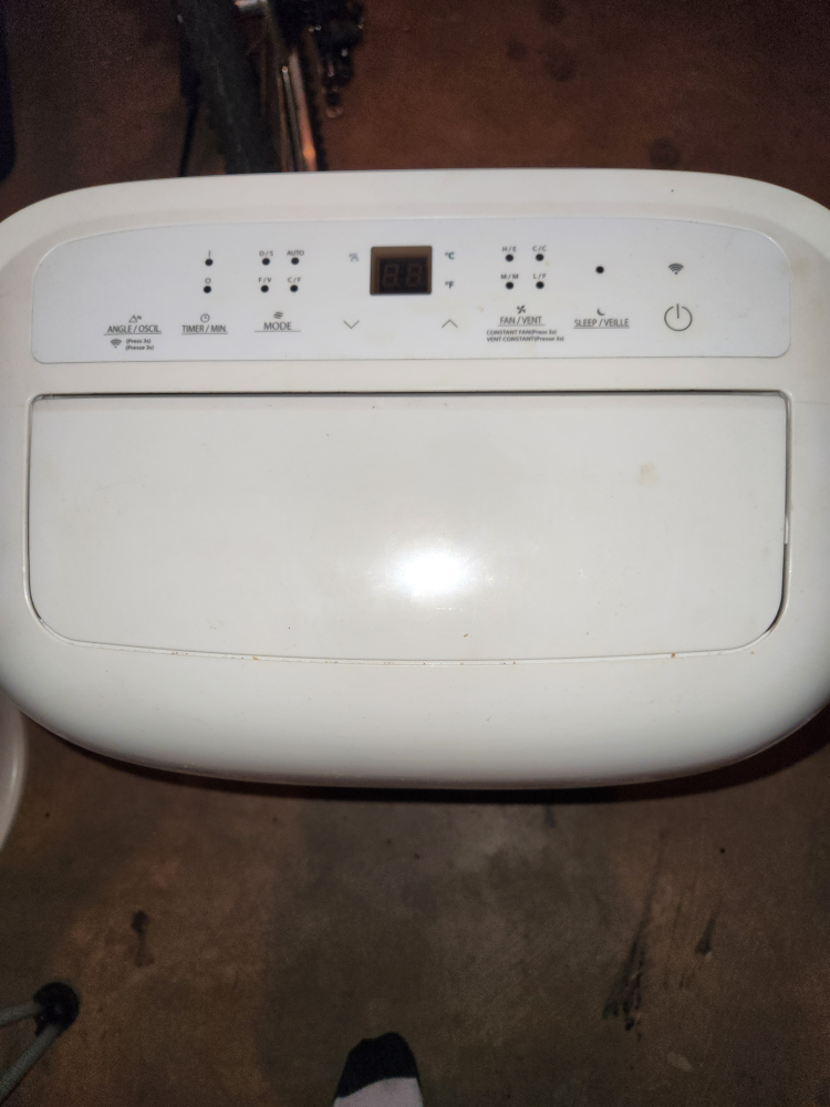 Toshiba Portable Air Conditioner - photo 2
