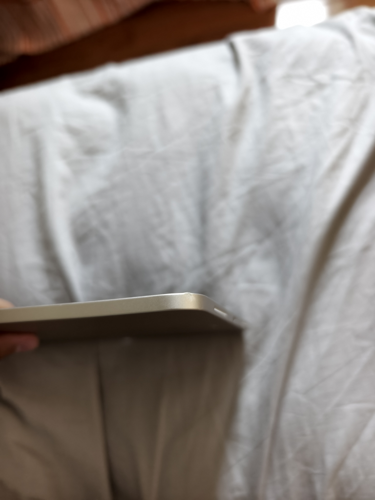 Apple iPad Air (5th Gen) 256GB - photo 3