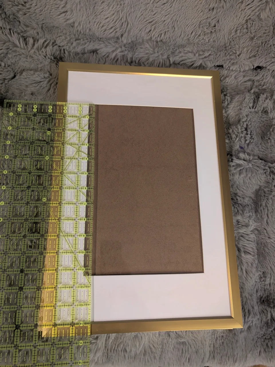 2 gold picture frames - 1 never opened, both never used image indicator(3)