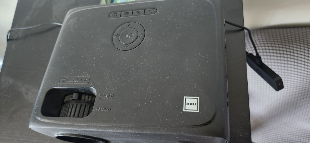 RCA Projector - photo 3
