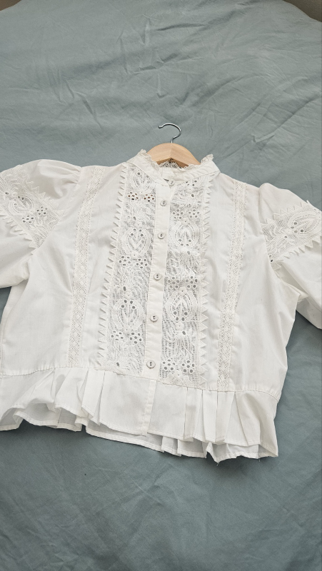 White Lace Blouse - photo 2