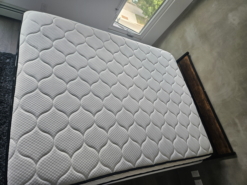 Queen Size Mattress - photo 4