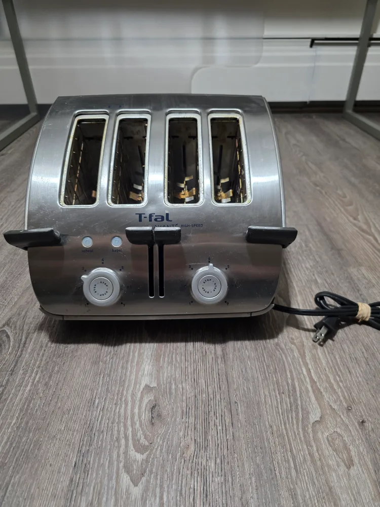 T-fal Avante High-Speed Toaster thumbnail