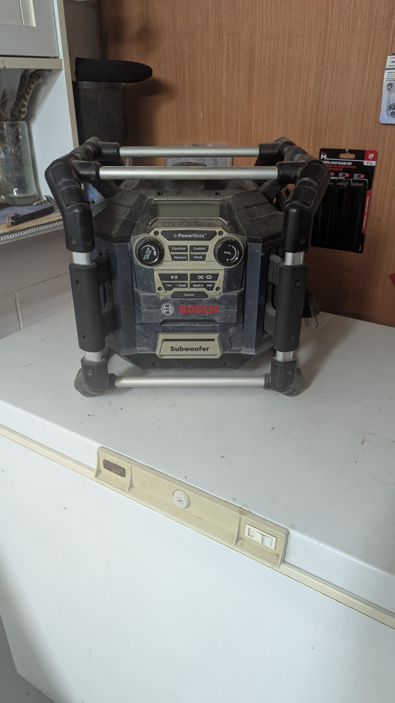 Bosch PowerBoss Subwoofer Radio