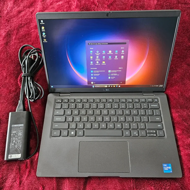 Dell Latitude 7420 Laptop - i7, 32GB RAM, 1TB SSD, Win11Pro thumbnail