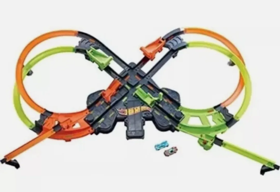 Hot Wheels Colossal Crash Track Set image indicator(2)