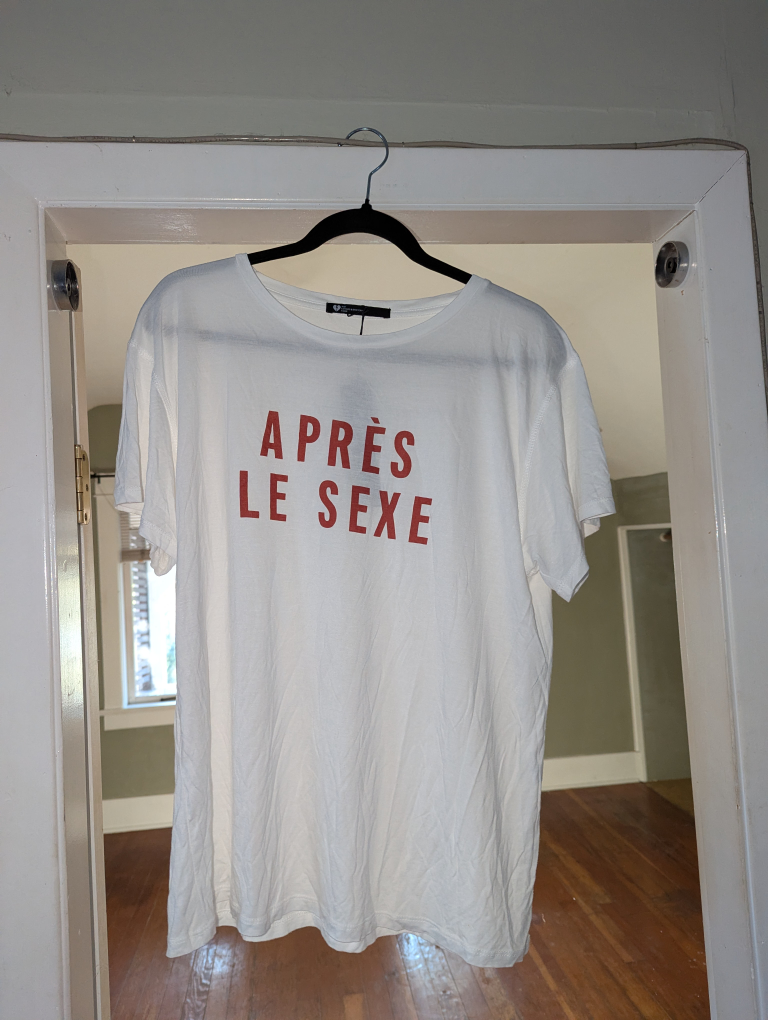 NWT APRES LE SEXE Boyfriend Tee - photo 2