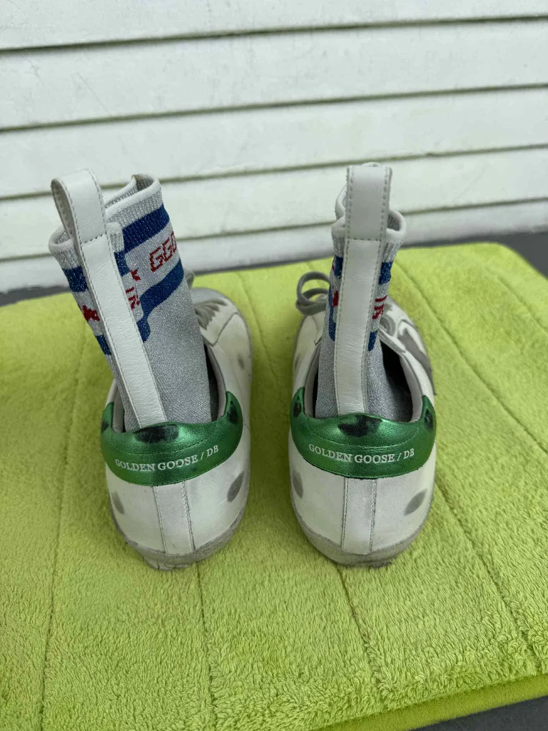 Golden Goose Superstar Sneakers thumbnail