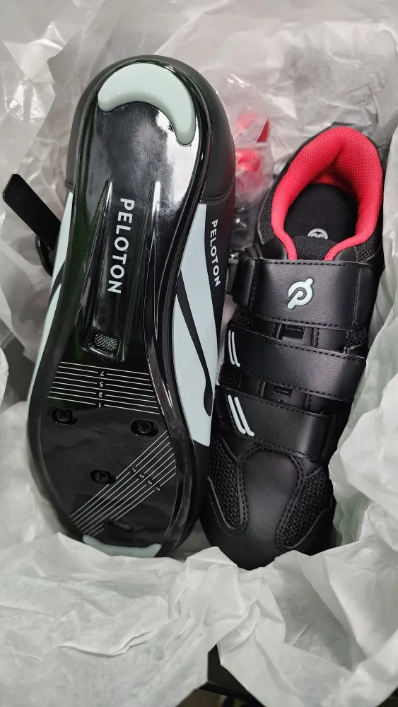 Peloton Cycling Shoes size 38 image indicator(2)