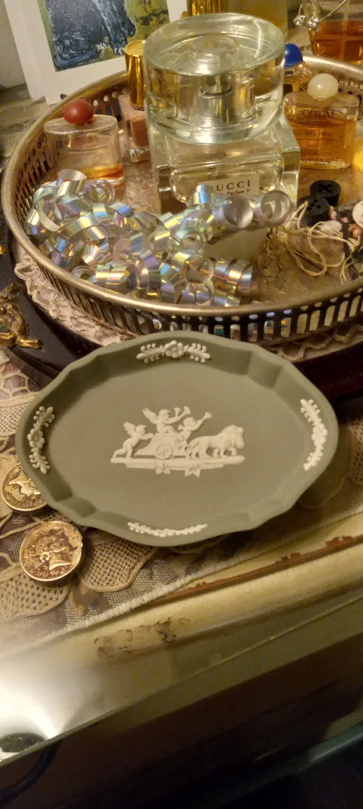 Green and White Decorative Decanter & oval trinket dish image indicator(6)