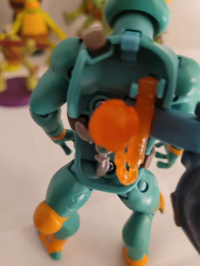 Teenage Mutant Ninja Turtles Action Figures image indicator(6)