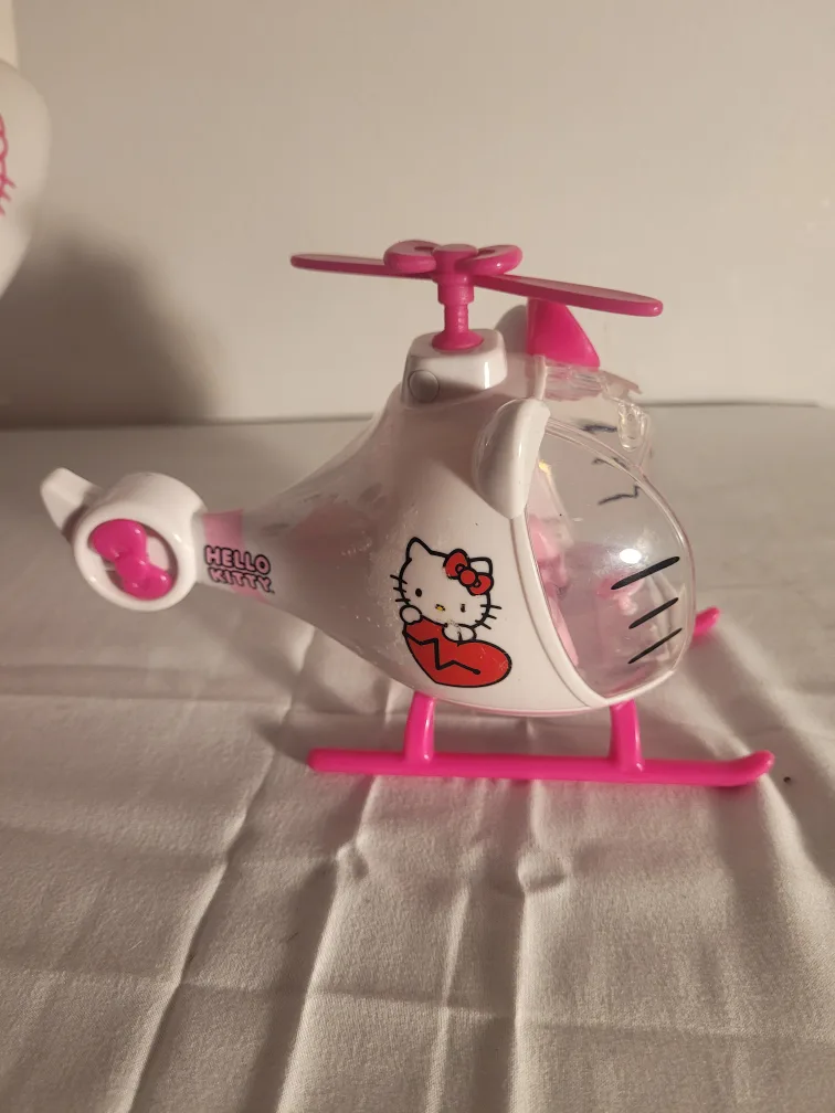 Hello Kitty Airplane, Helicopter, and Bus Toy Set image indicator(4)