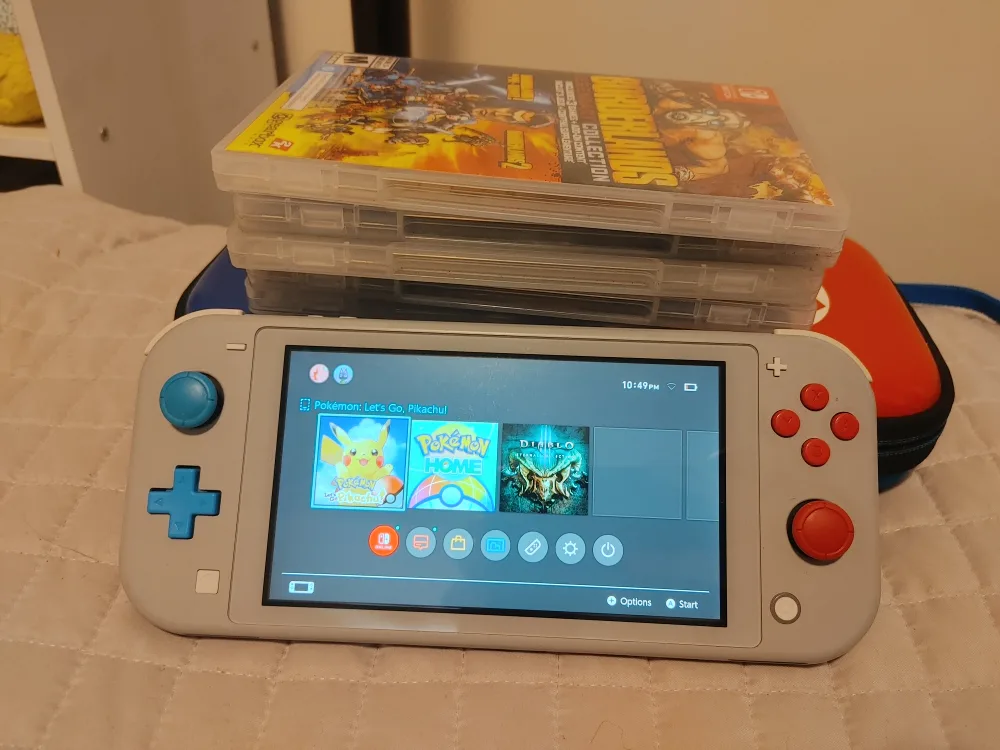 Nintendo Switch Lite Grey with Games & Case thumbnail