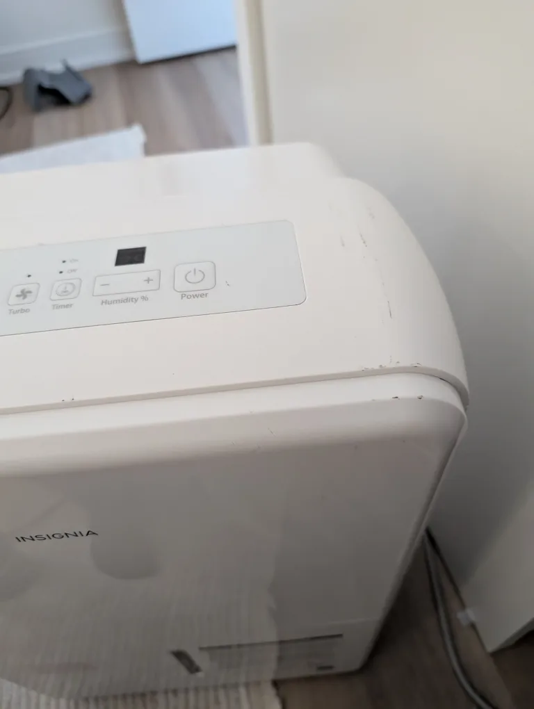 Insignia Dehumidifier image indicator(3)