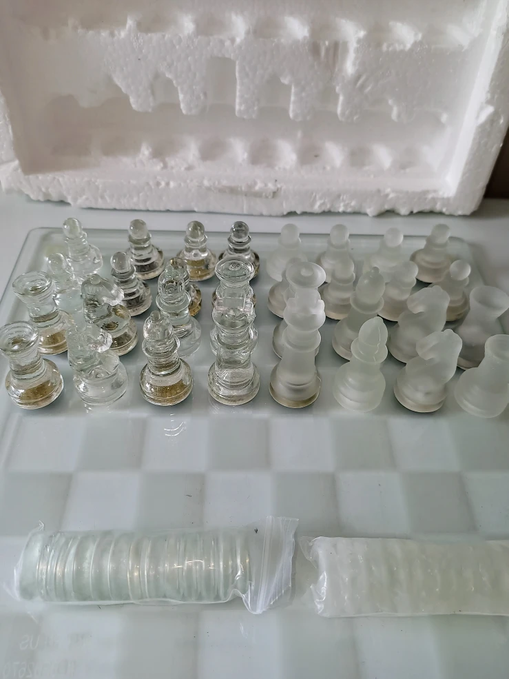 Never used~Glass Chess&Checkers - photo 2