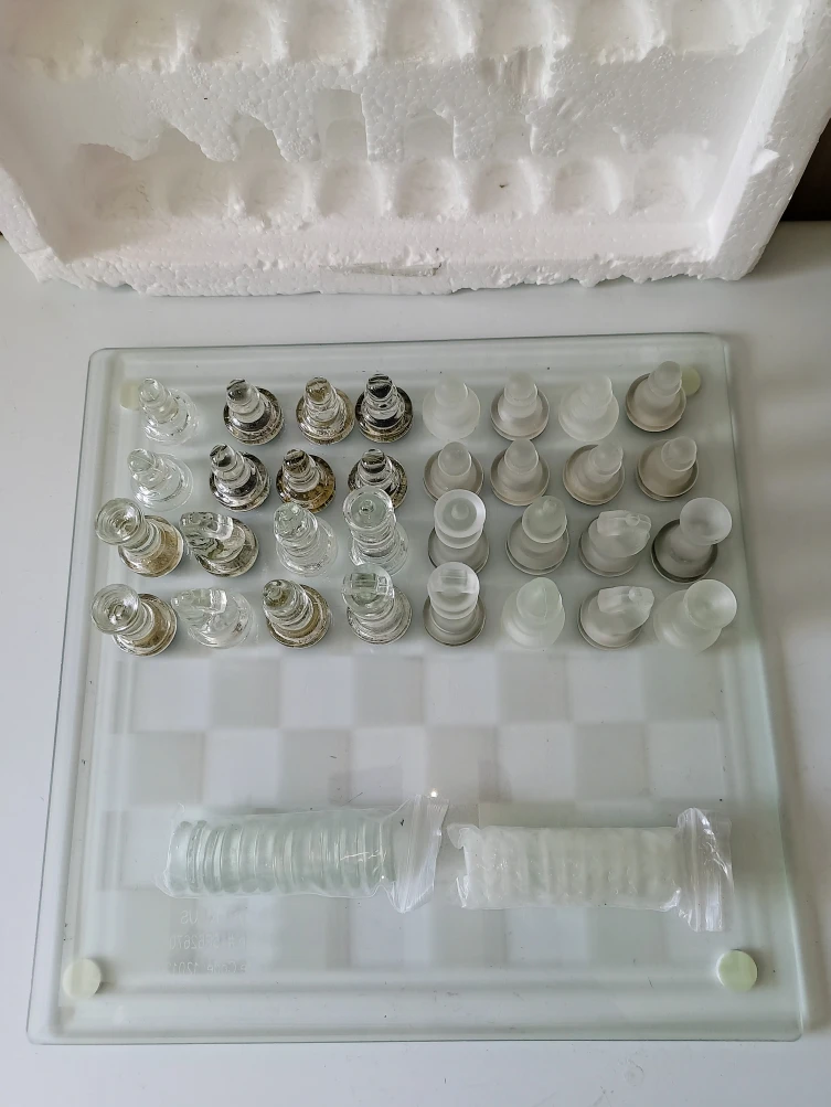 Never used~Glass Chess&Checkers - photo 3