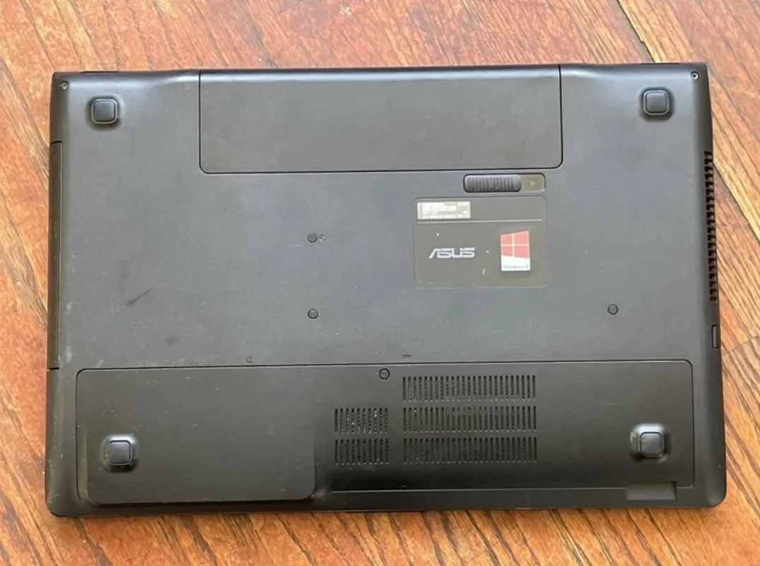 Asus G56JK Gaming Laptop i7 (12GB RAM 500GB HDD) GTX 850M CD DVD image indicator(4)