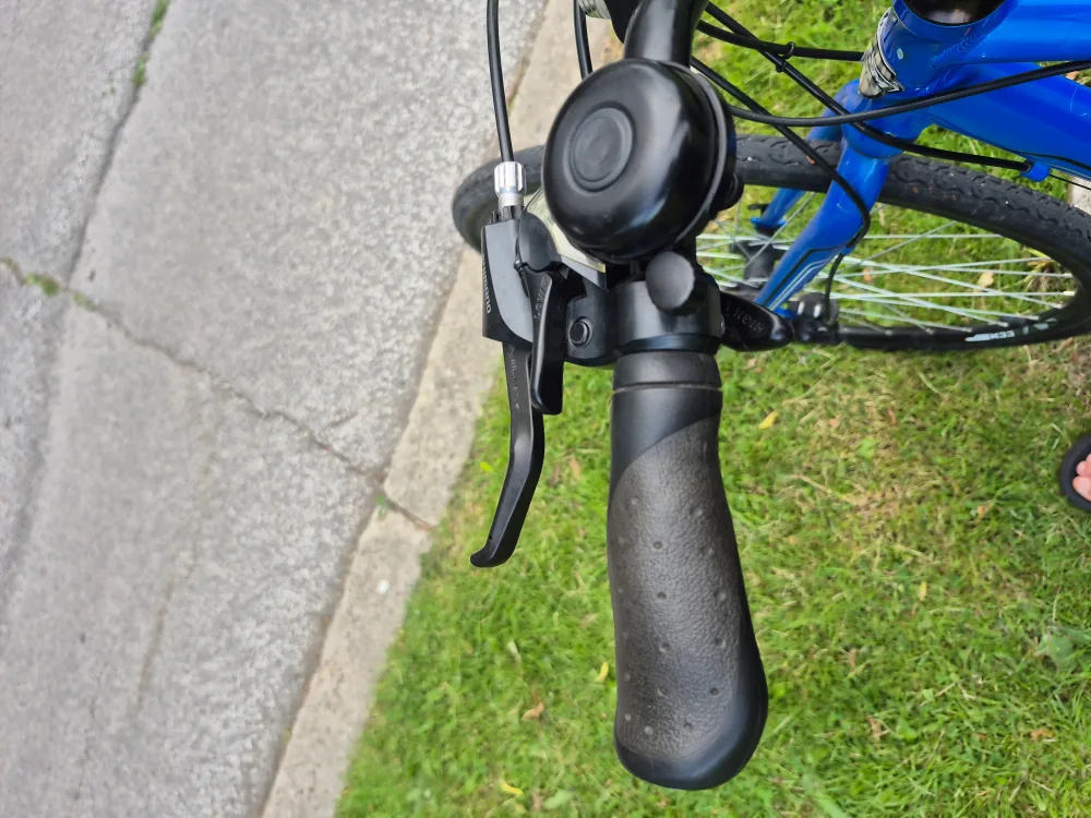 CCM Vector Bike - Blue Hybrid Bicycle image indicator(6)