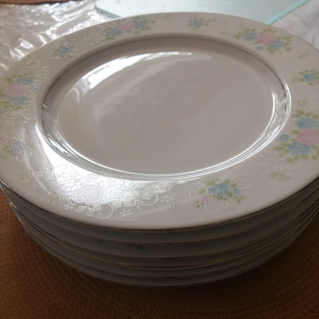 China Garden Prestige Porcelain Floral Dinner Plate - photo 3