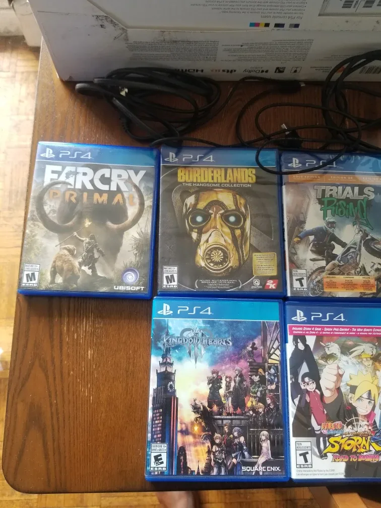 Disc PS5 Console Bundle + Games and Accessories image indicator(6)