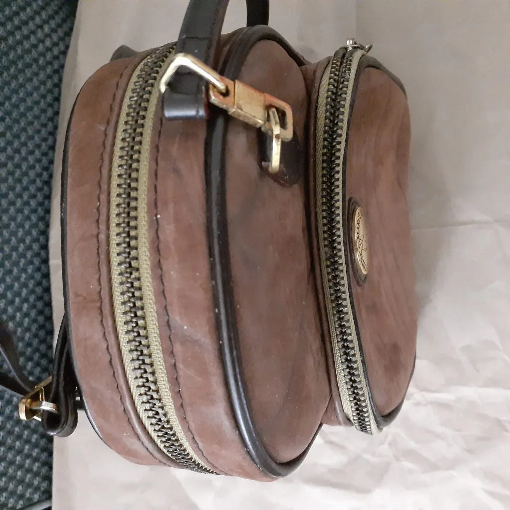 Francois Marot Paris Brown Leather Bag image indicator(3)