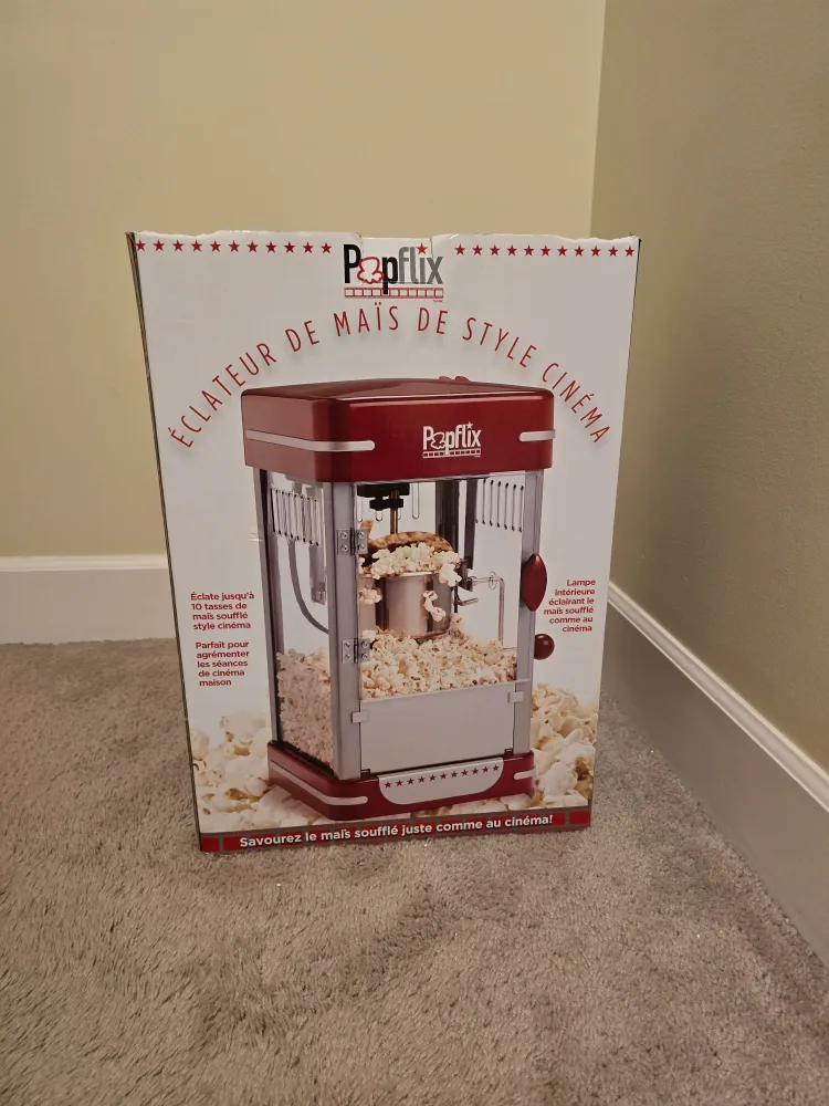 PopflixTM Cinema-Style Kettle Popcorn Popper thumbnail
