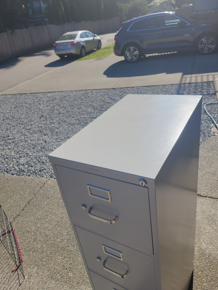 Used Grey 4-Drawer Filing Cabinet - photo 5
