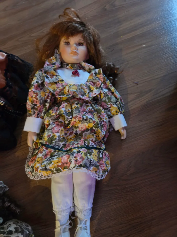 Collectible Porcelain Dolls and masks thumbnail