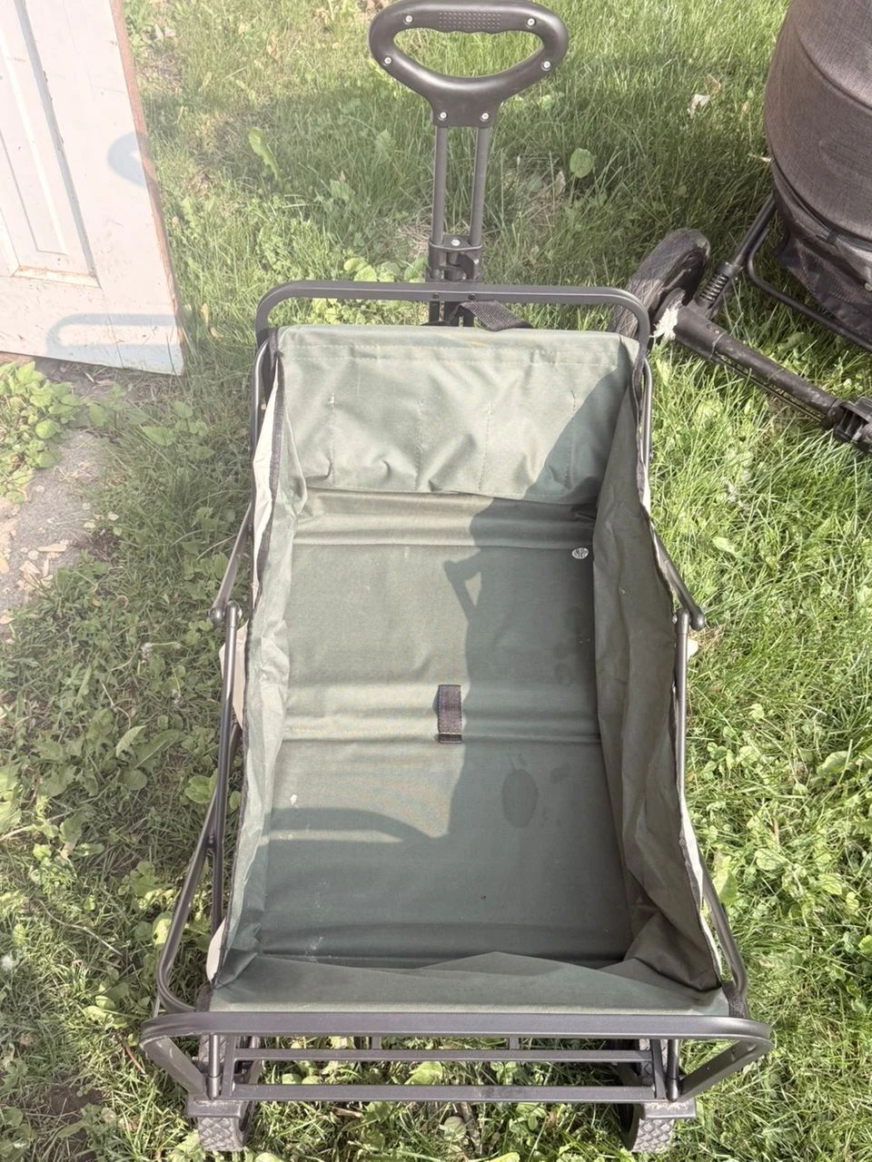 Folding outdoor wagon- perfect for grocery shopping
