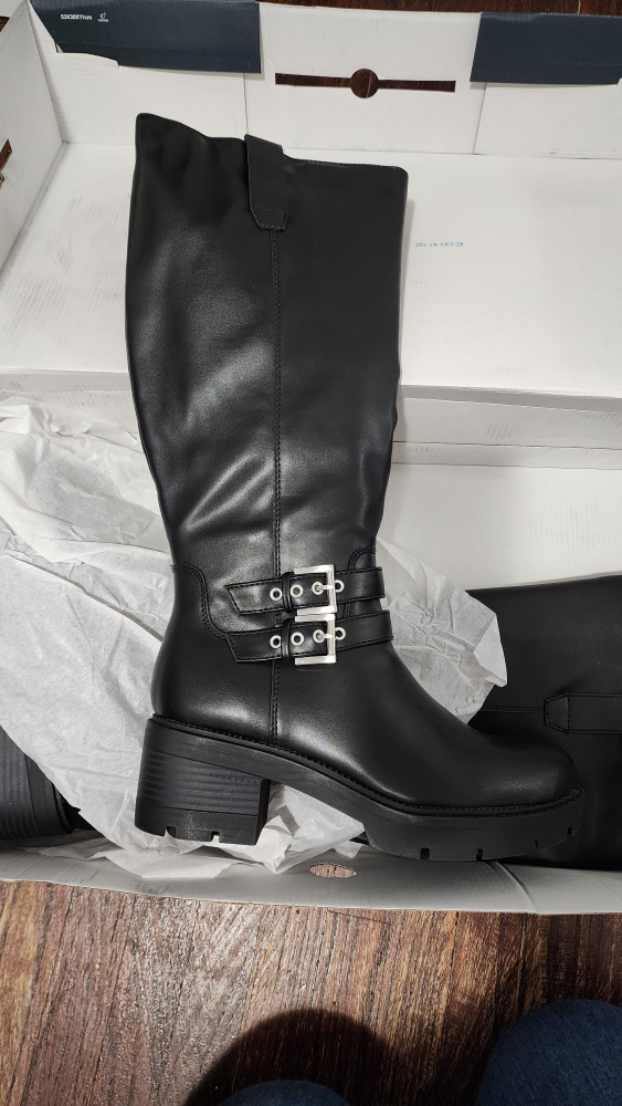 Arizona Black Boots, Size 9