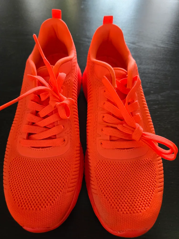 New Skechers BOBS Neon Sneakers image indicator(2)