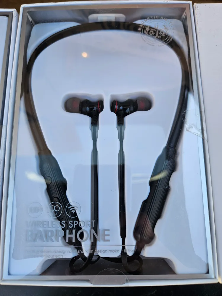 Bluetooth wireless neckband Sports (Brand New) thumbnail