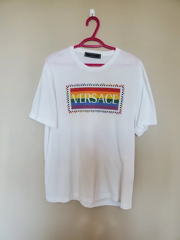 Versace Limited Edition White T-Shirt thumbnail