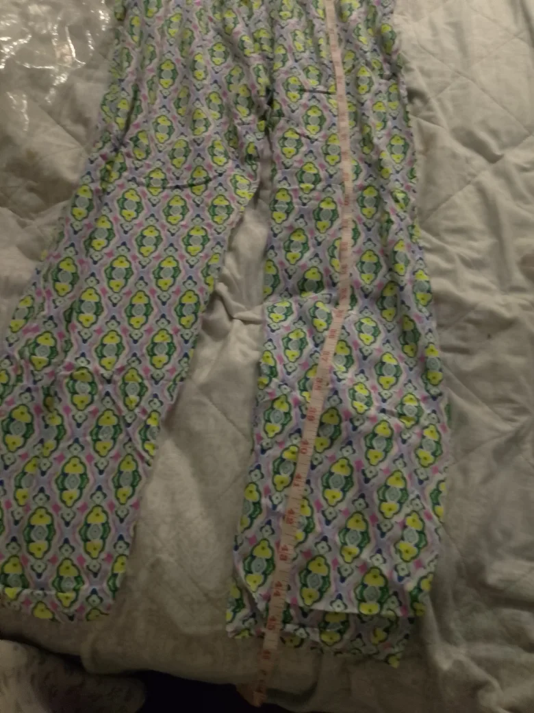 A Patterned Jumpsuit #freecycle 🥕🌟 image indicator(3)