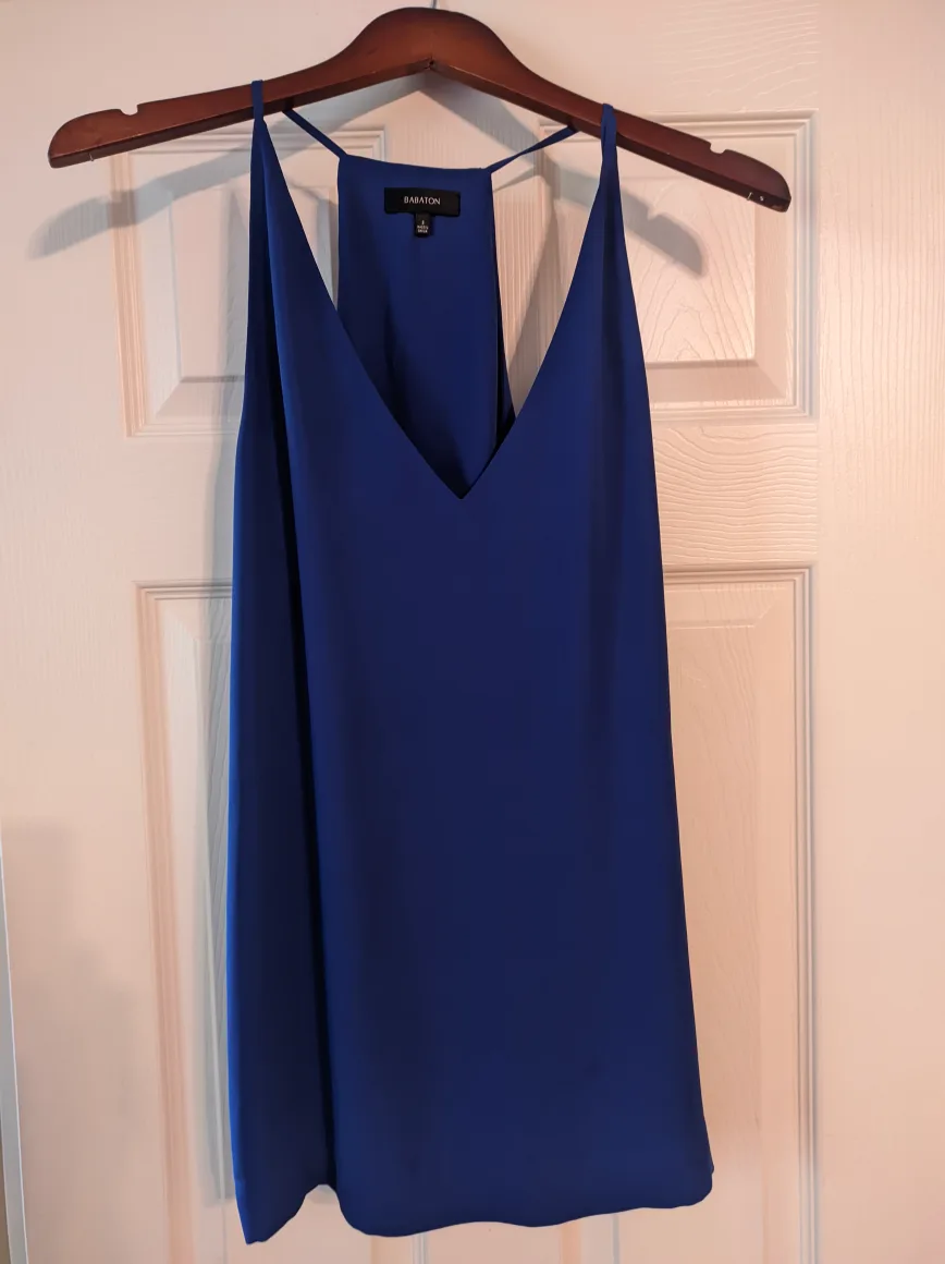 FREE! Bundle of four fashionable tops for any occasion image indicator(3)