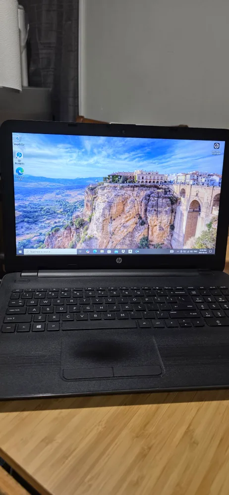 HP Laptop - Black core i5 thumbnail