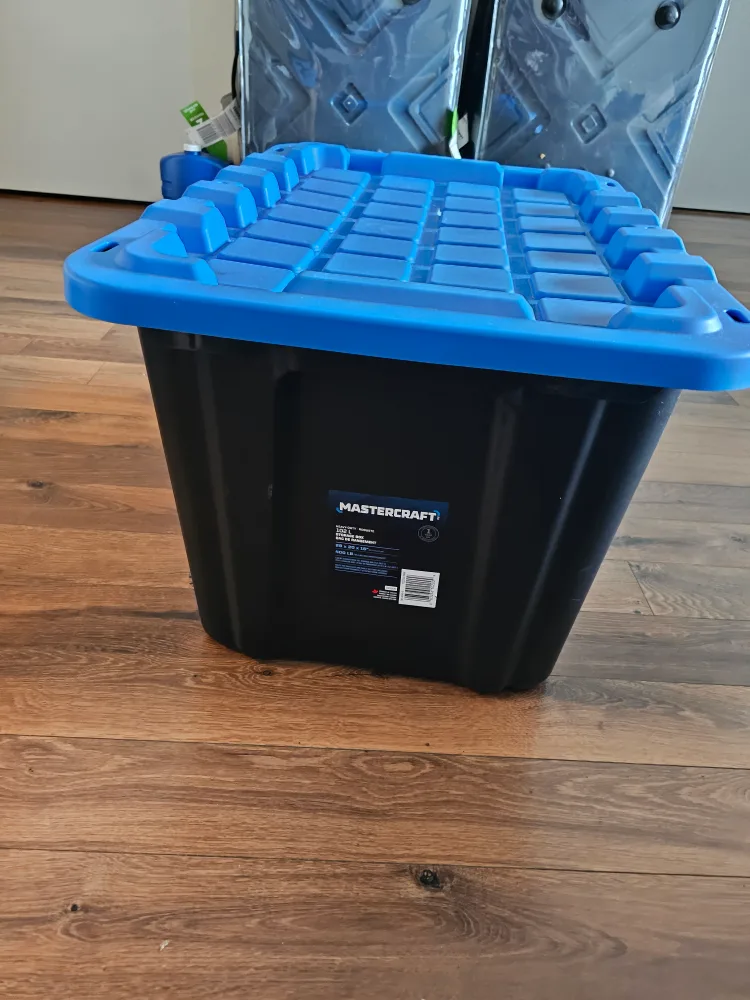 Mastercraft Storage Bin with Lid - Black & Blue image indicator(3)