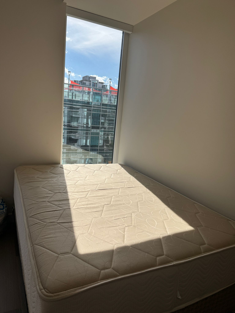 Queen Bed Frame, Box and Mattress - photo 4
