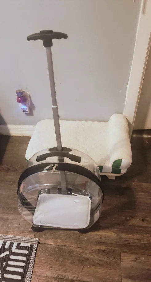 Pet Carrier with Wheels thumbnail