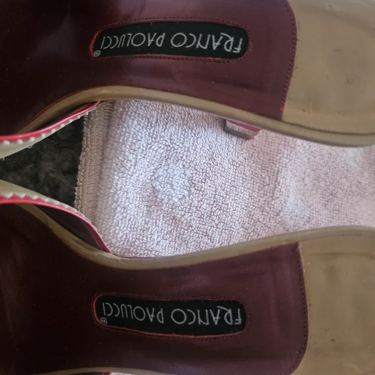 Franco Paolucci Beige & Red Heels, Size 7 image indicator(6)