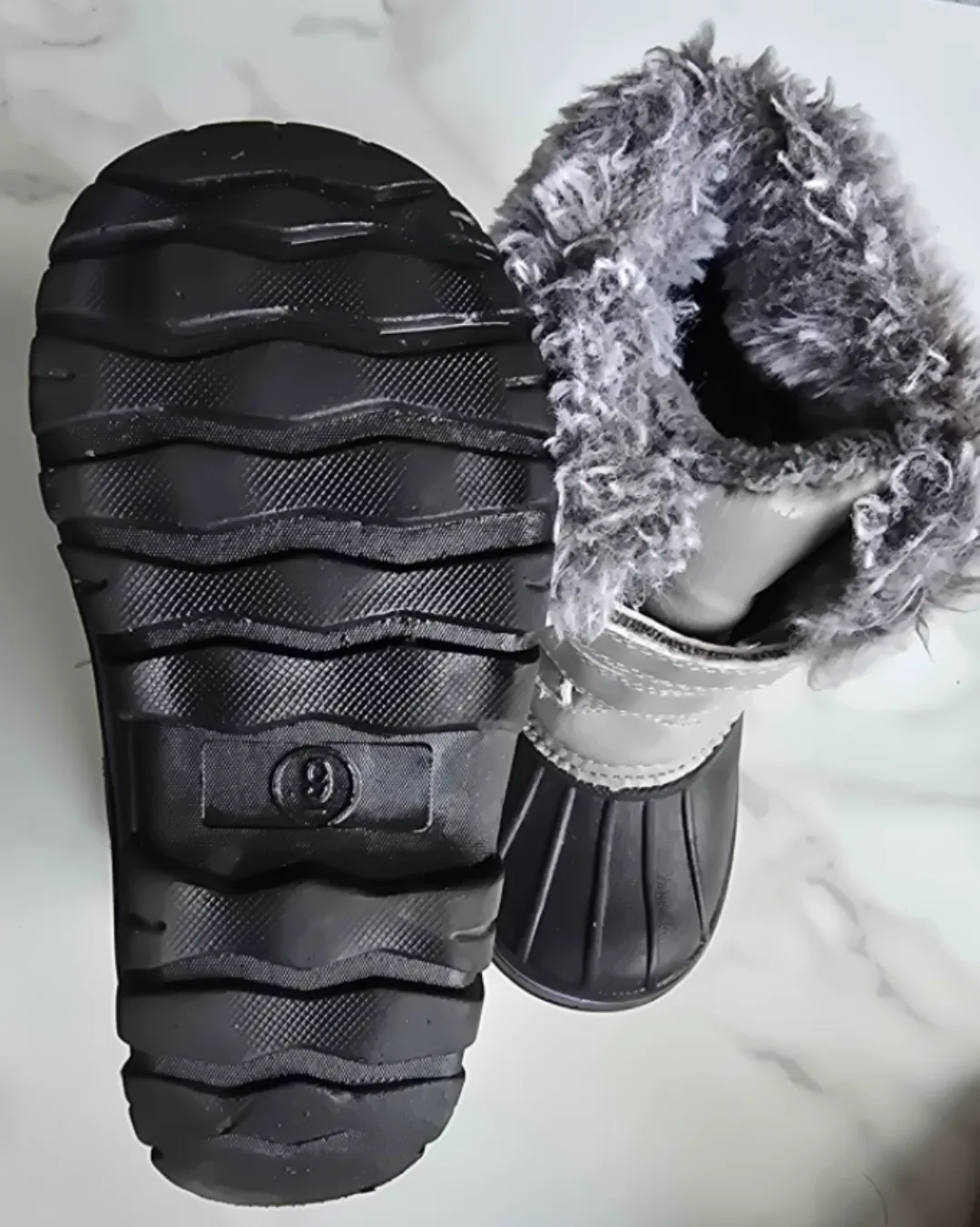 Kids' Winter Boots - Size 9 image indicator(2)