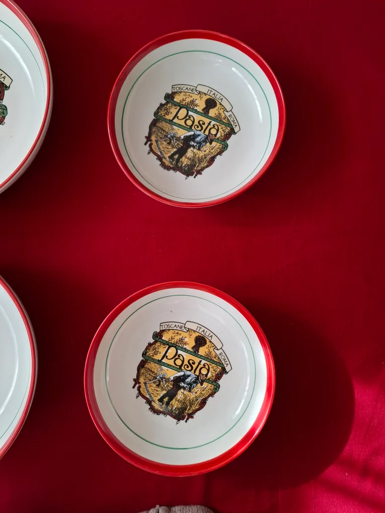 Set of Pasta Bowls - Italian Design image indicator(3)