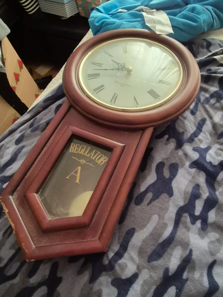 Regulator A Wall Clock X 2