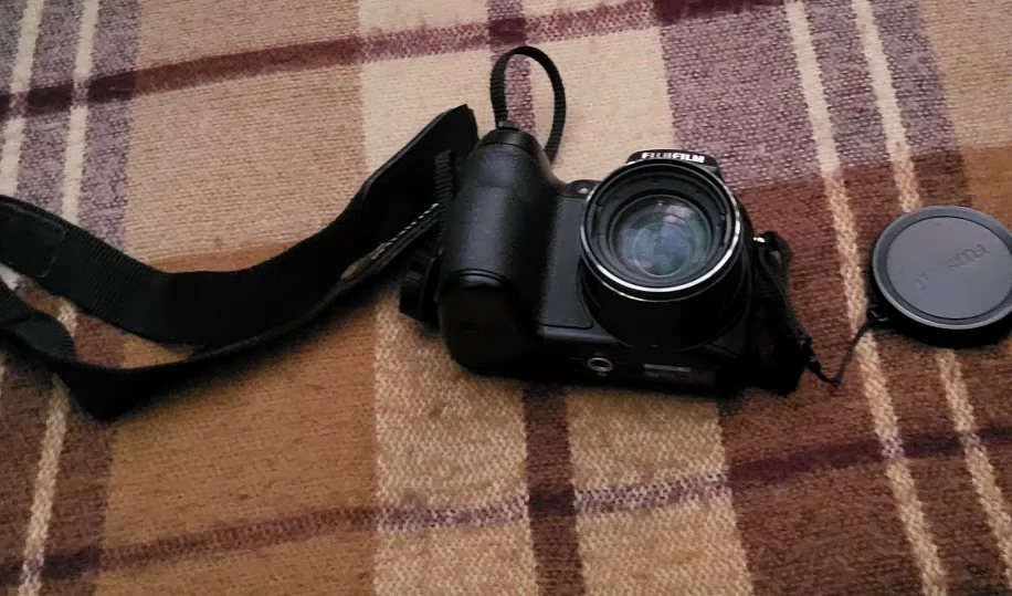 Fujifilm FinePix S1800 Digital Camera image indicator(4)