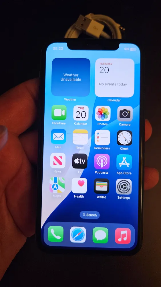 Apple iPhone 11 pro 64gb  bh 100 thumbnail