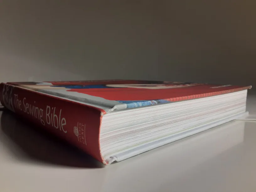 The Sewing Bible image indicator(7)