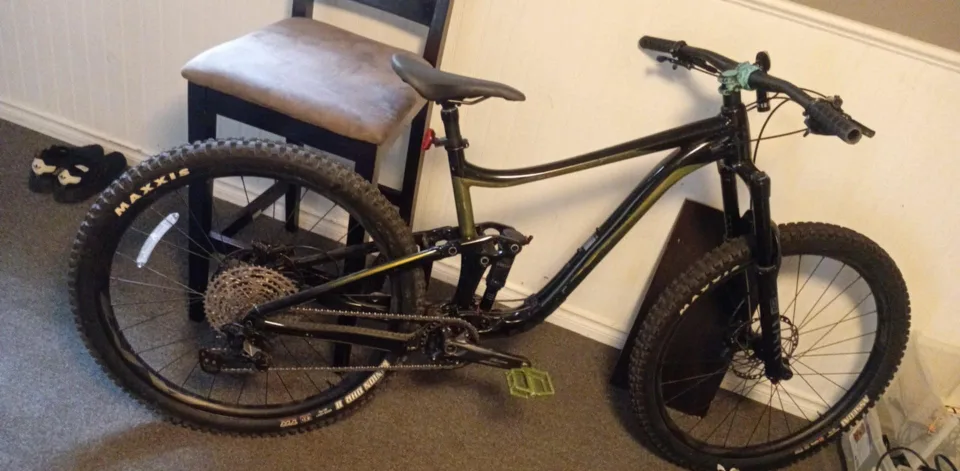 Giant Trance 29 2 (2021) Full suspension thumbnail