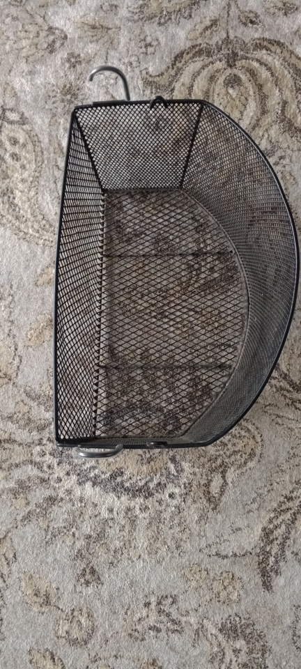 Black Metal Mesh Basket