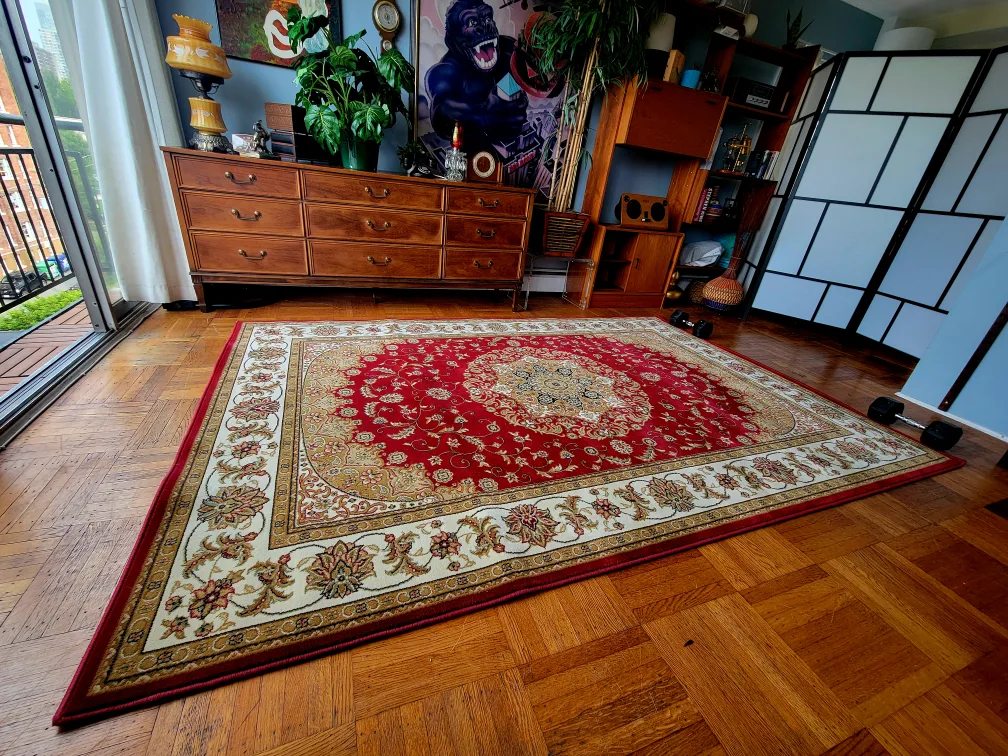 Large Persian Wool Area Rug (Delivery Available) thumbnail